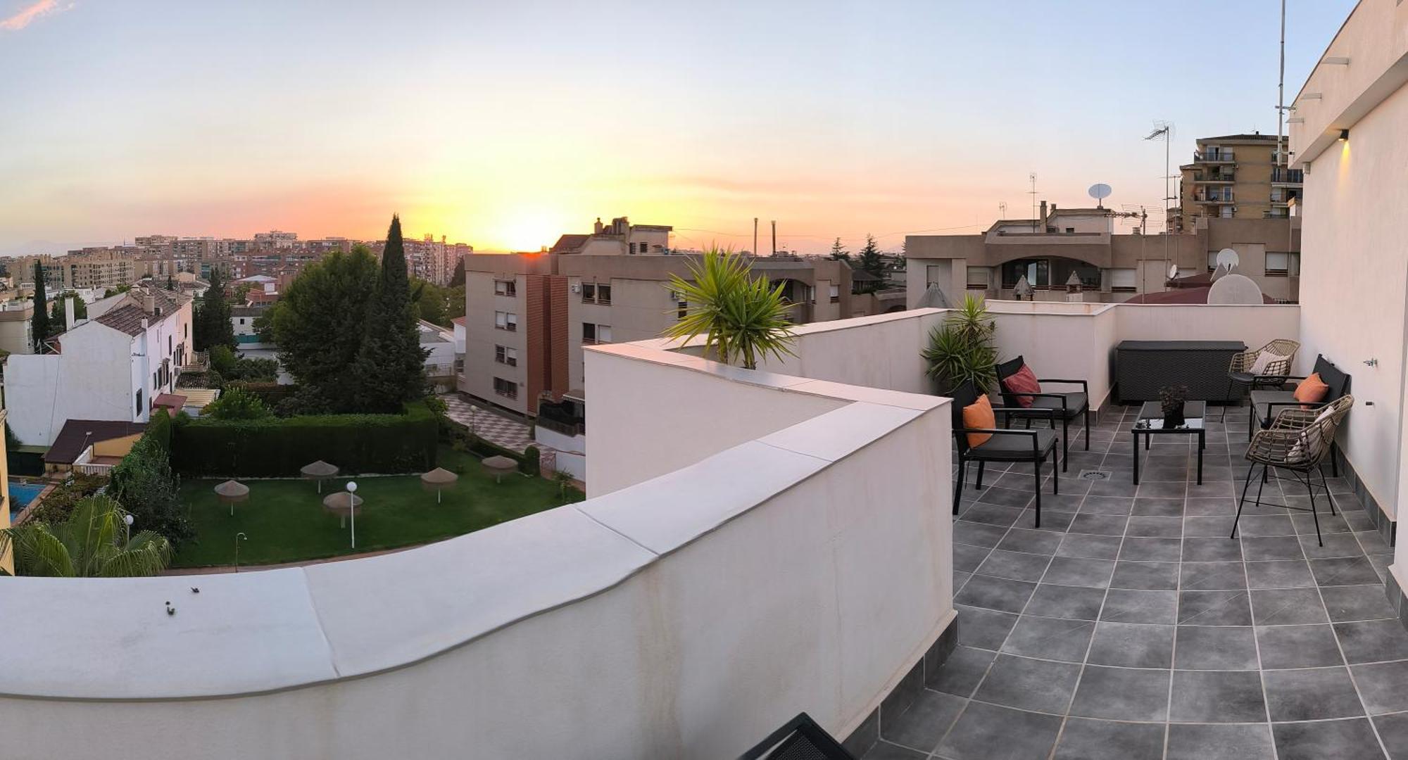 Power Home Granada Exteriér fotografie